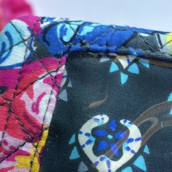 Vera Bradley PRETTY POSIES Signature Cotton Zip ID Case Wallet - Picture 12 of 15